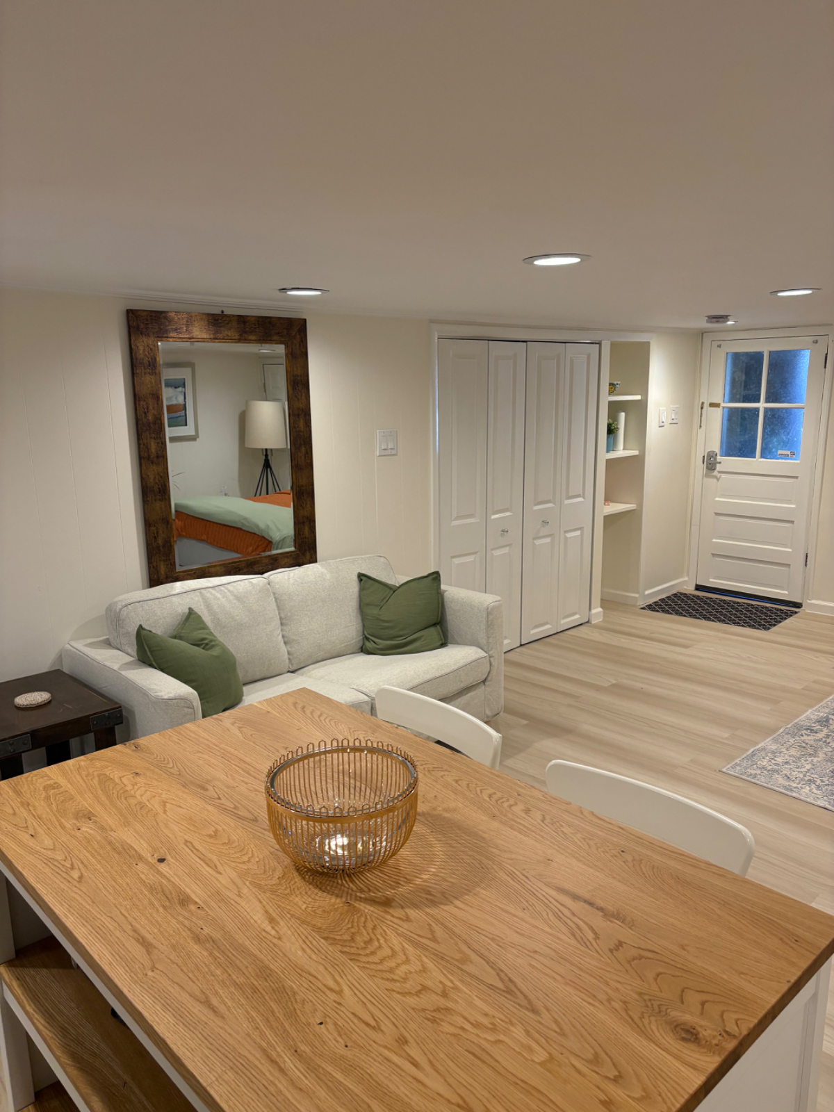 Renovated Unit in Historic Neighborhood Walking Distance to Multiple Hospitals - Great for Nurses - Photo 6