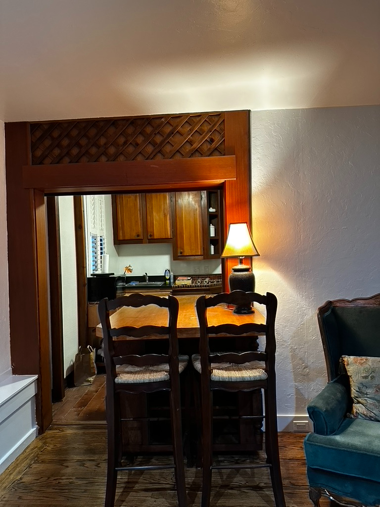 Corona Heights Apartment near Randall Park - Photo 1