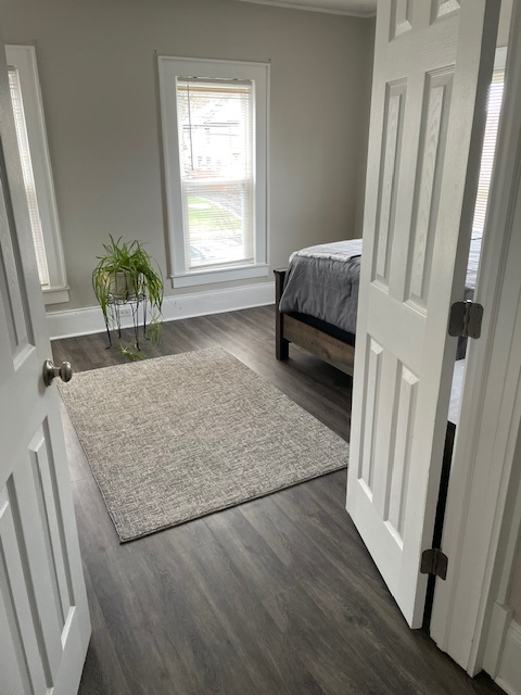 Newly Renovated Utilities Included - Photo 4