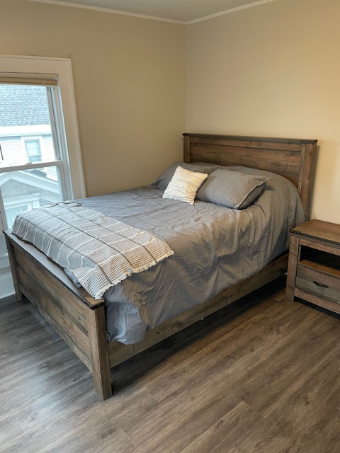 Newly Renovated Utilities Included - Photo 5