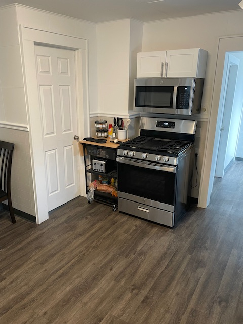 Newly Renovated Utilities Included - Photo 11