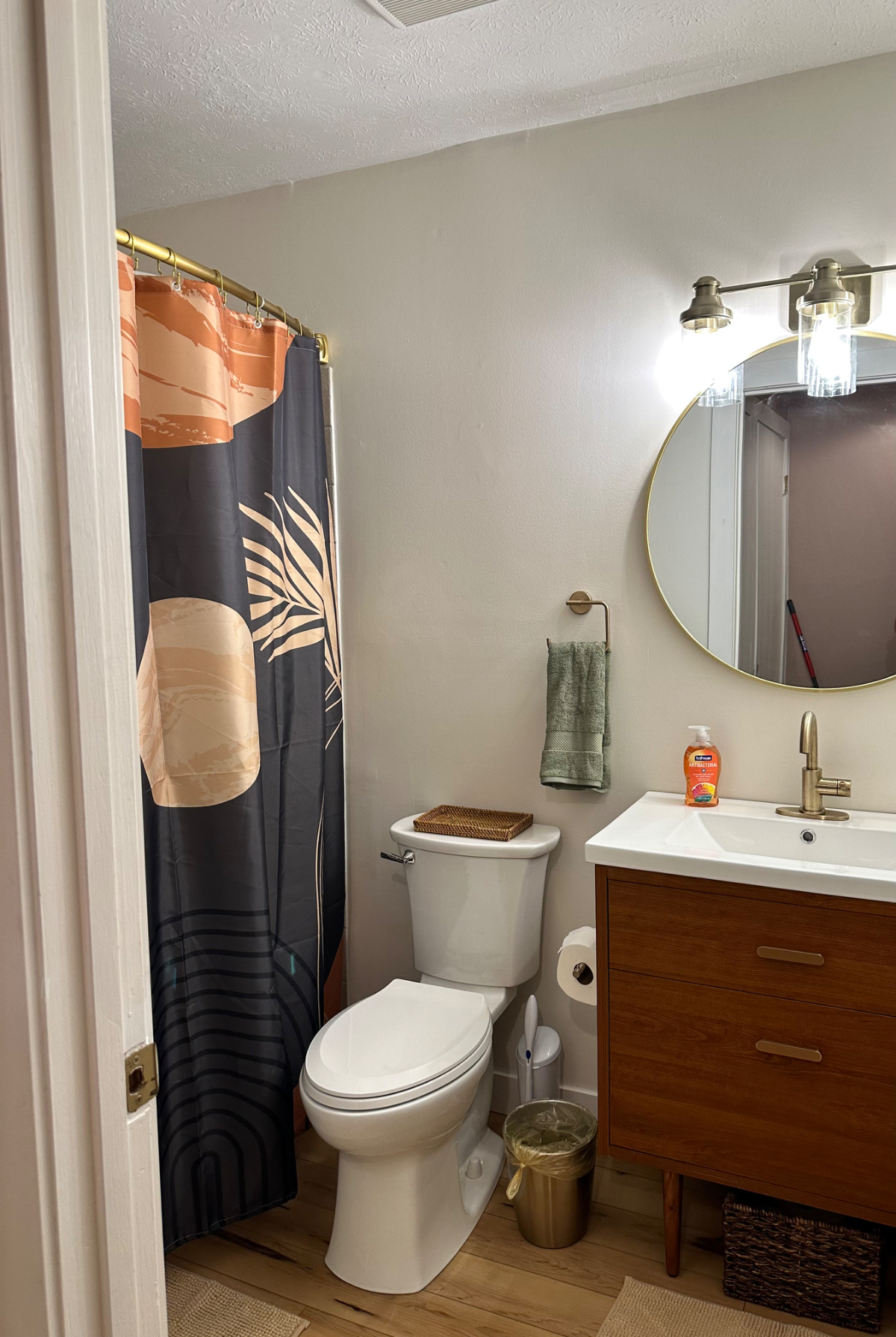 The Abode 1 Bedroom Apartment - Photo 5