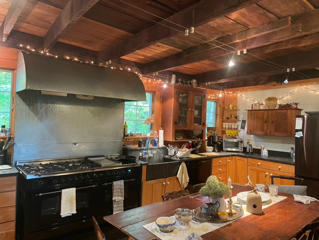 Riverfront Historic 4BD/4BA Home - Photo 3