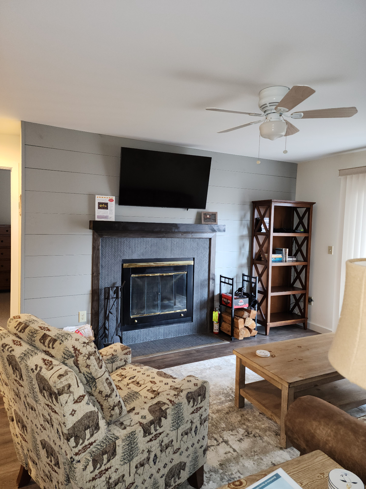 Cozy 2Bed/2Bath Condo West Dover Mountain Views with Pool-Hot Tubs-Sauna-Tennis & Basketball Courts - Photo 6