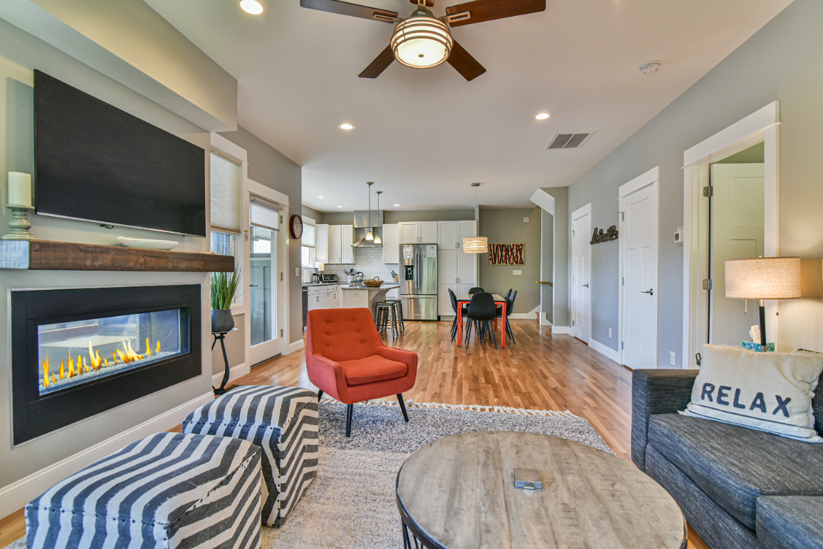 The Caroline - Luxury Townhome in Reynolds Mountain Available January 1st 2027