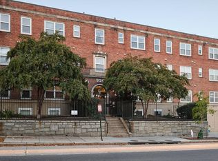 2bed/1bath Bright Condo in Eckington - Photo 10