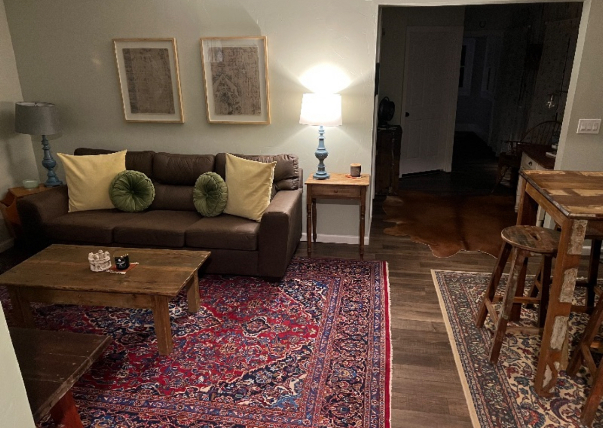 Windy City Cottage - Photo 3