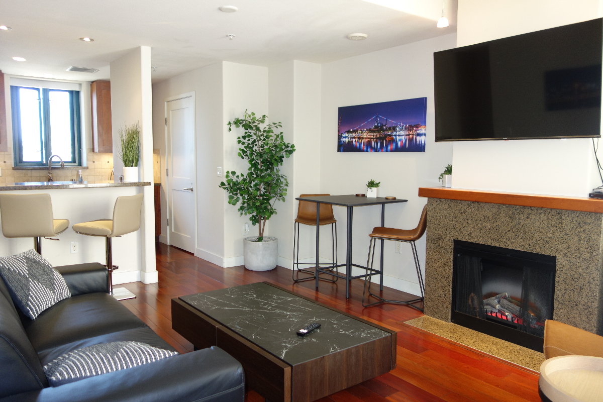 Executive Townhouse on the 5th Floor Entertainment Level - Photo 5
