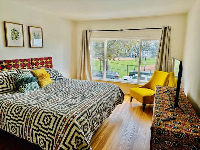 3 Bedroom with Office/Yoga Bonus Room and Parking - Potrero Hill - Photo 3