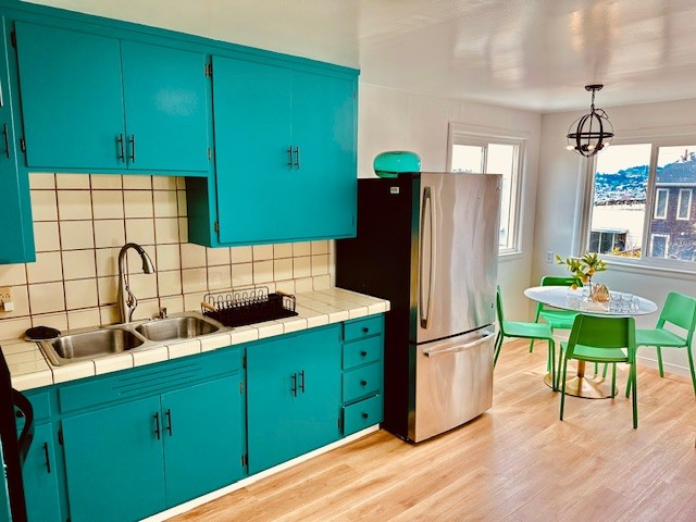 3 Bedroom with Office/Yoga Bonus Room and Parking - Potrero Hill - Photo 6