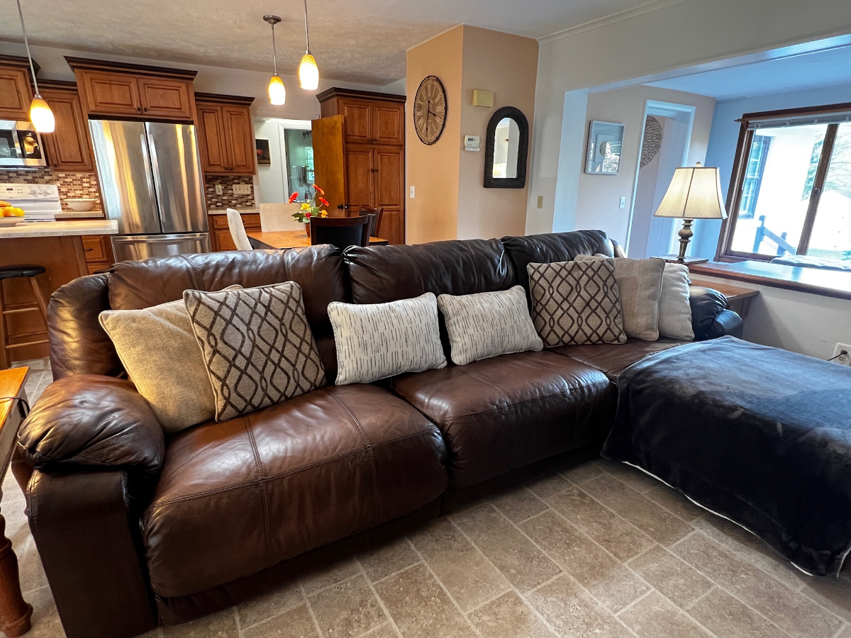 Beautiful Ranch home in Pittsford NY - Photo 2