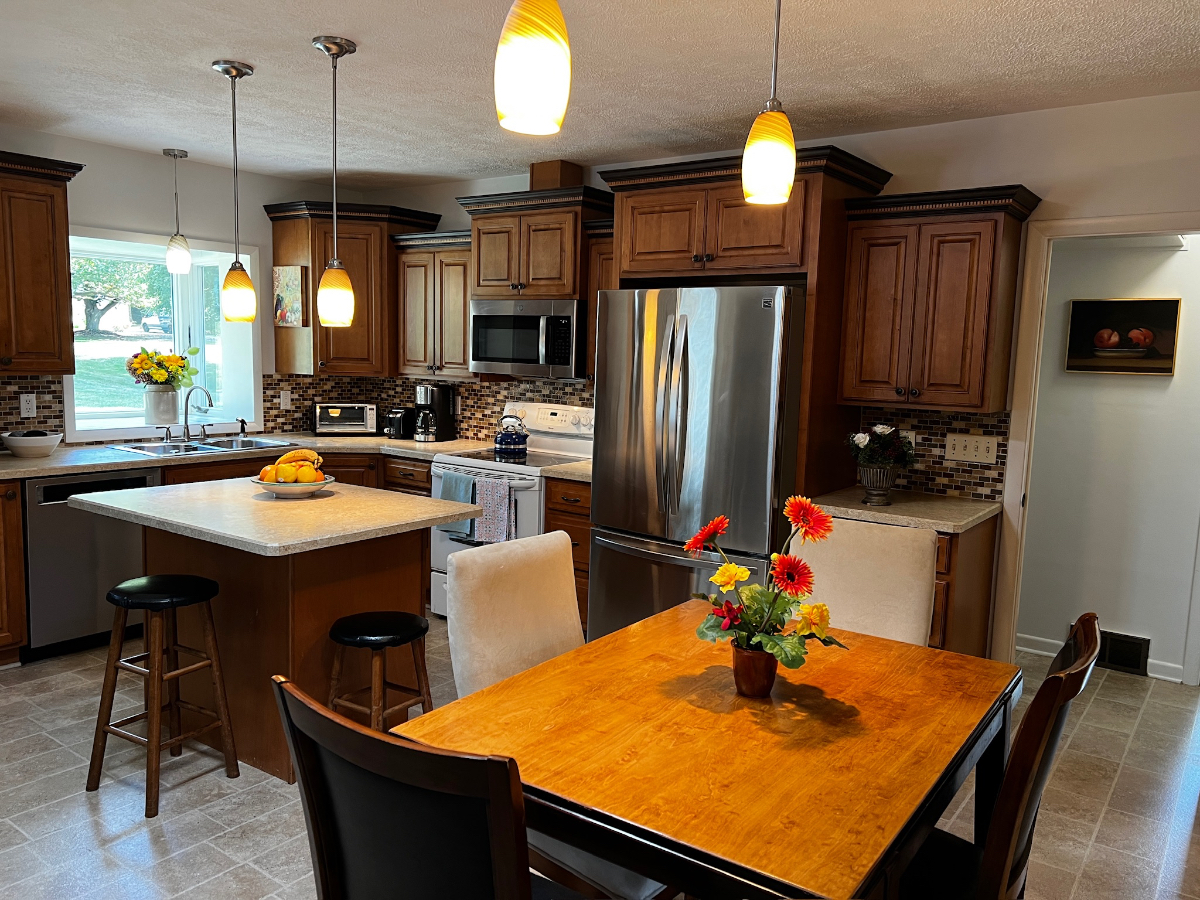 Beautiful Ranch home in Pittsford NY - Photo 8