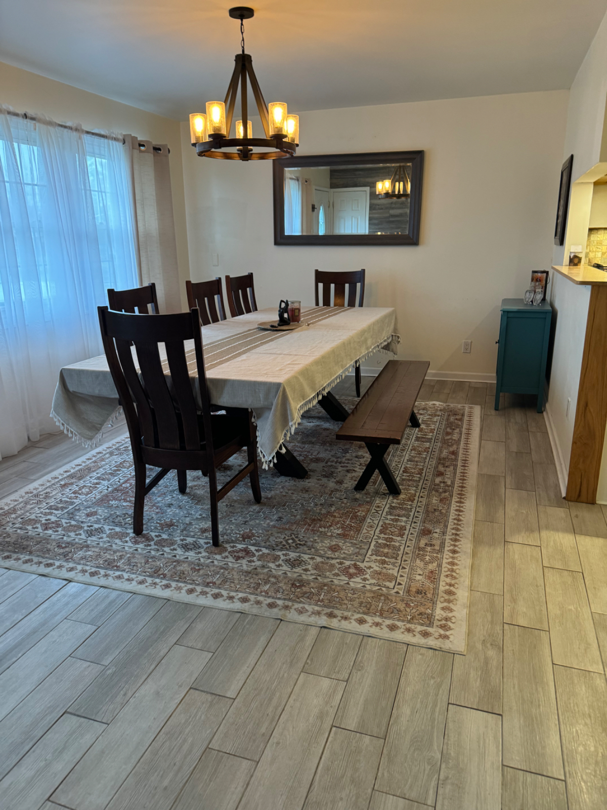 Charming home on Grand Island - Photo 2