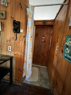 Rustic Lakefront Cottage with Kayaks and Bike Path Access - Photo 5