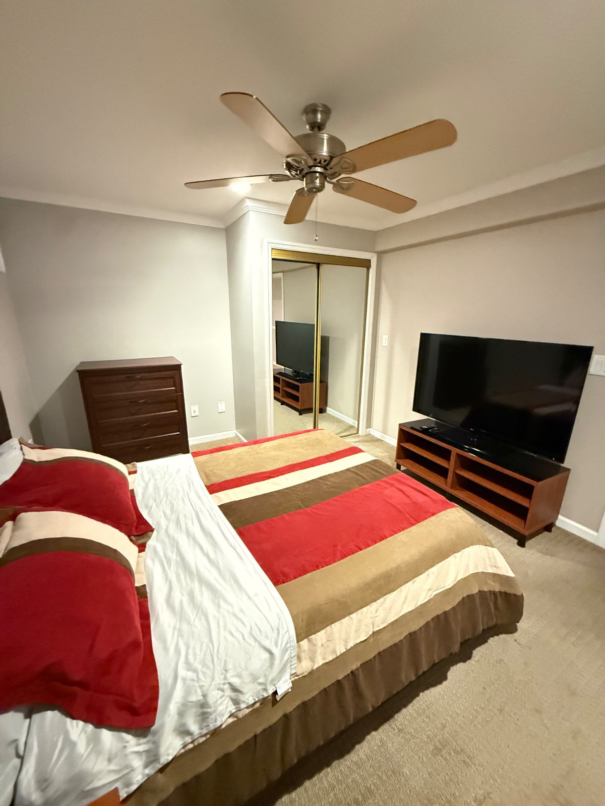 Farmingdale Room - Photo 3