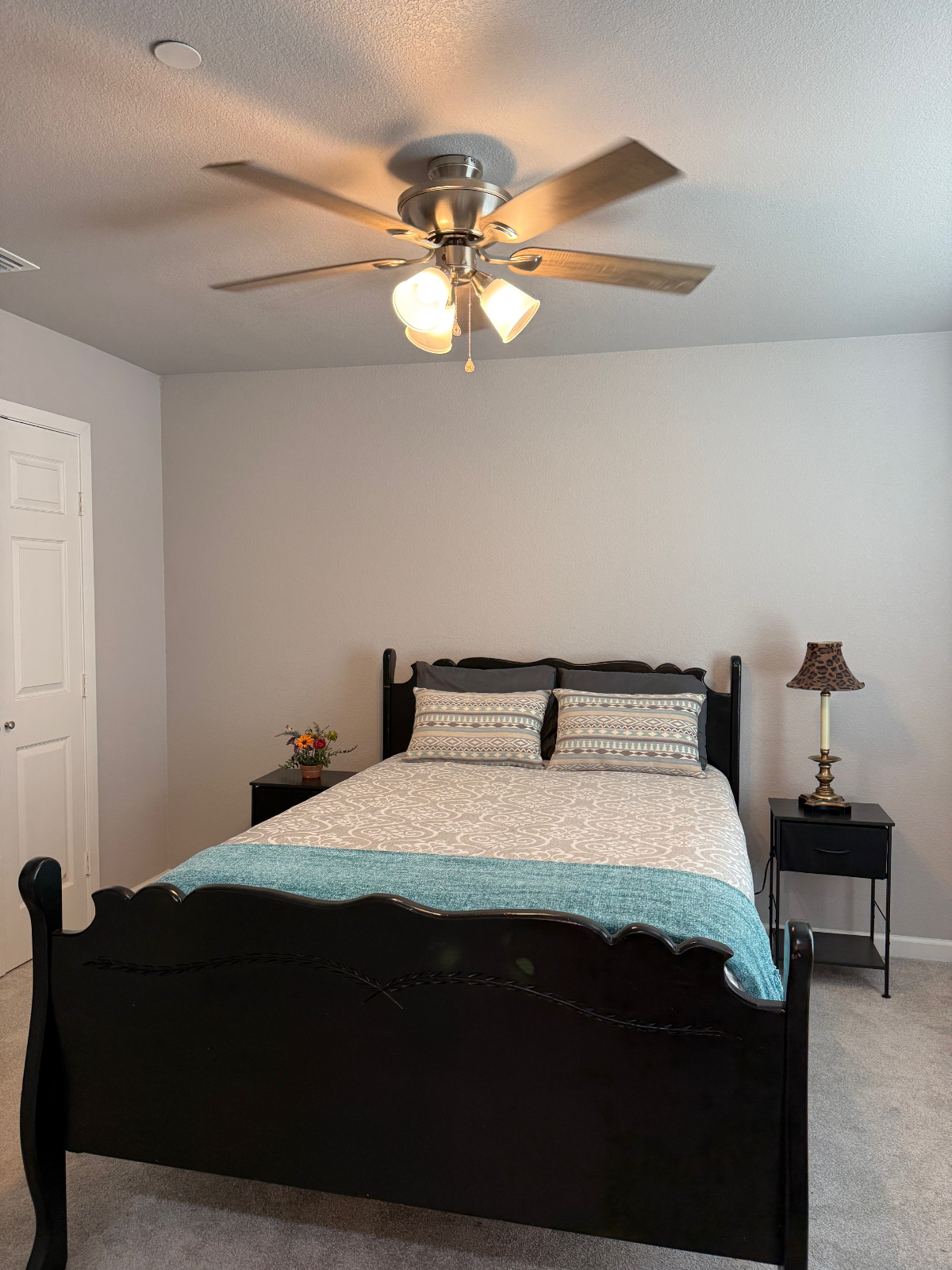 Beautiful New Apartment close to Hospital, College and Amenities - Photo 4