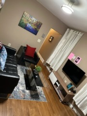 Move-in-Ready 3BR Apartment - Centrally Located - Photo 9