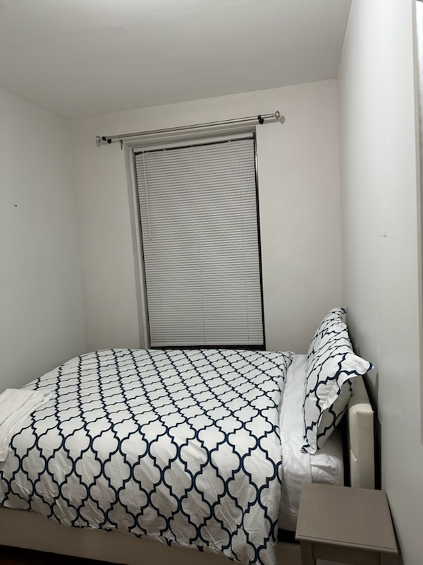 Move-in-Ready 3BR Apartment - Centrally Located - Photo 4
