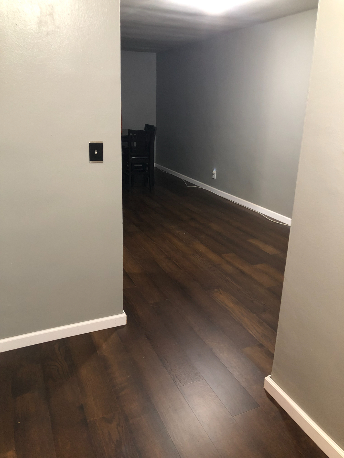 Comfortable and Quiet Yonkers property with convenient commute into Manhattan - Photo 2