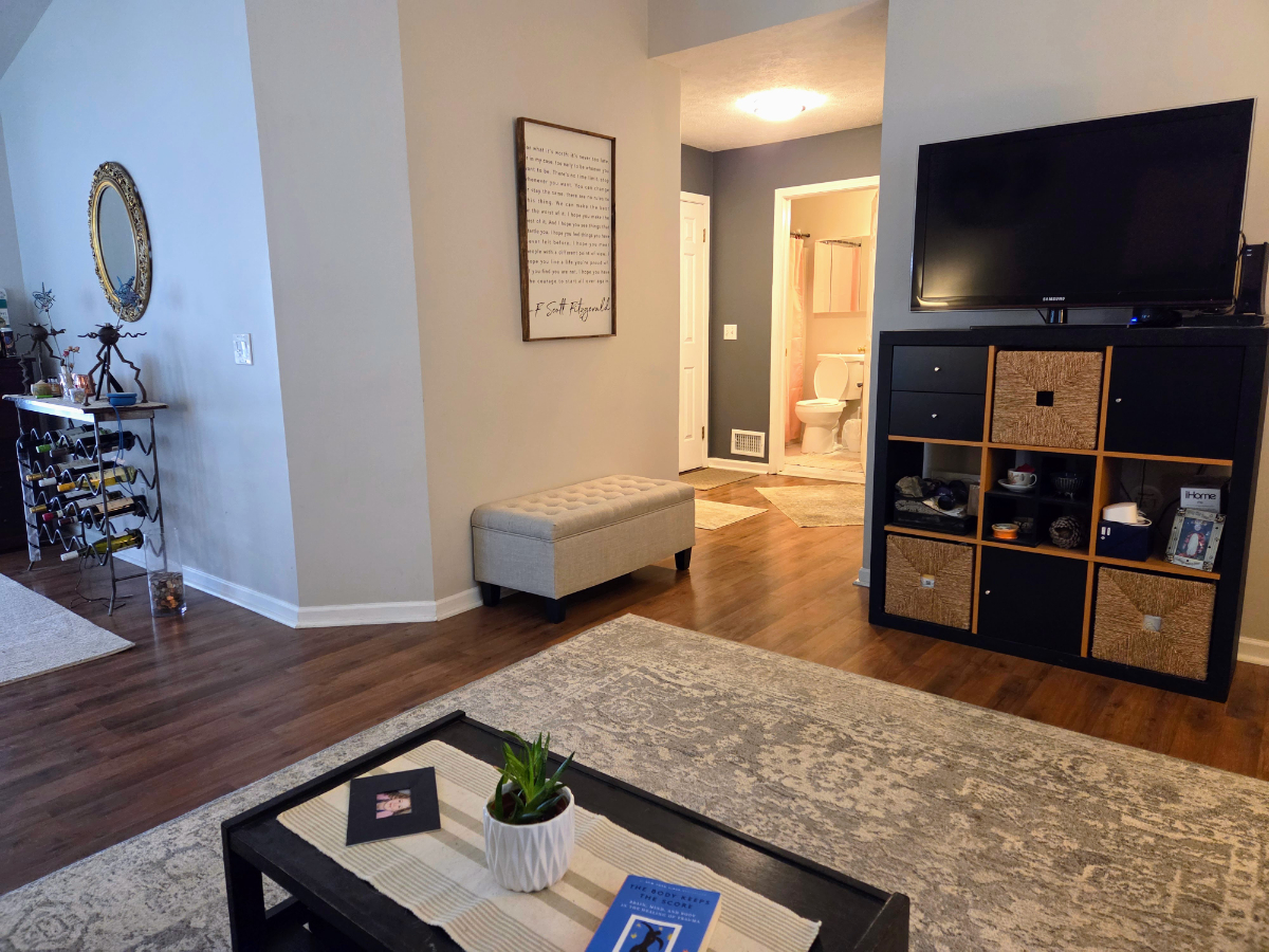 Fairport Village Townhouse - Photo 5