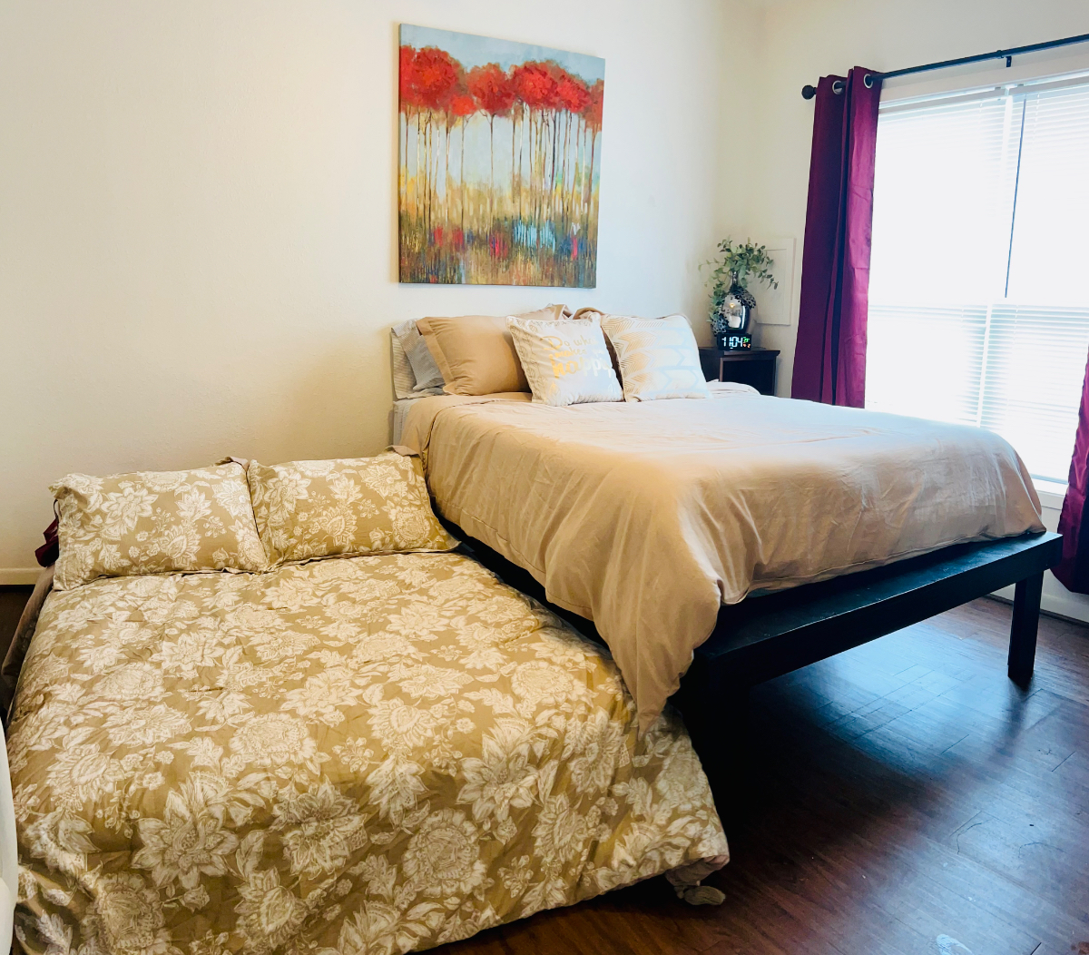 Cozy 1940s Home - Photo 2