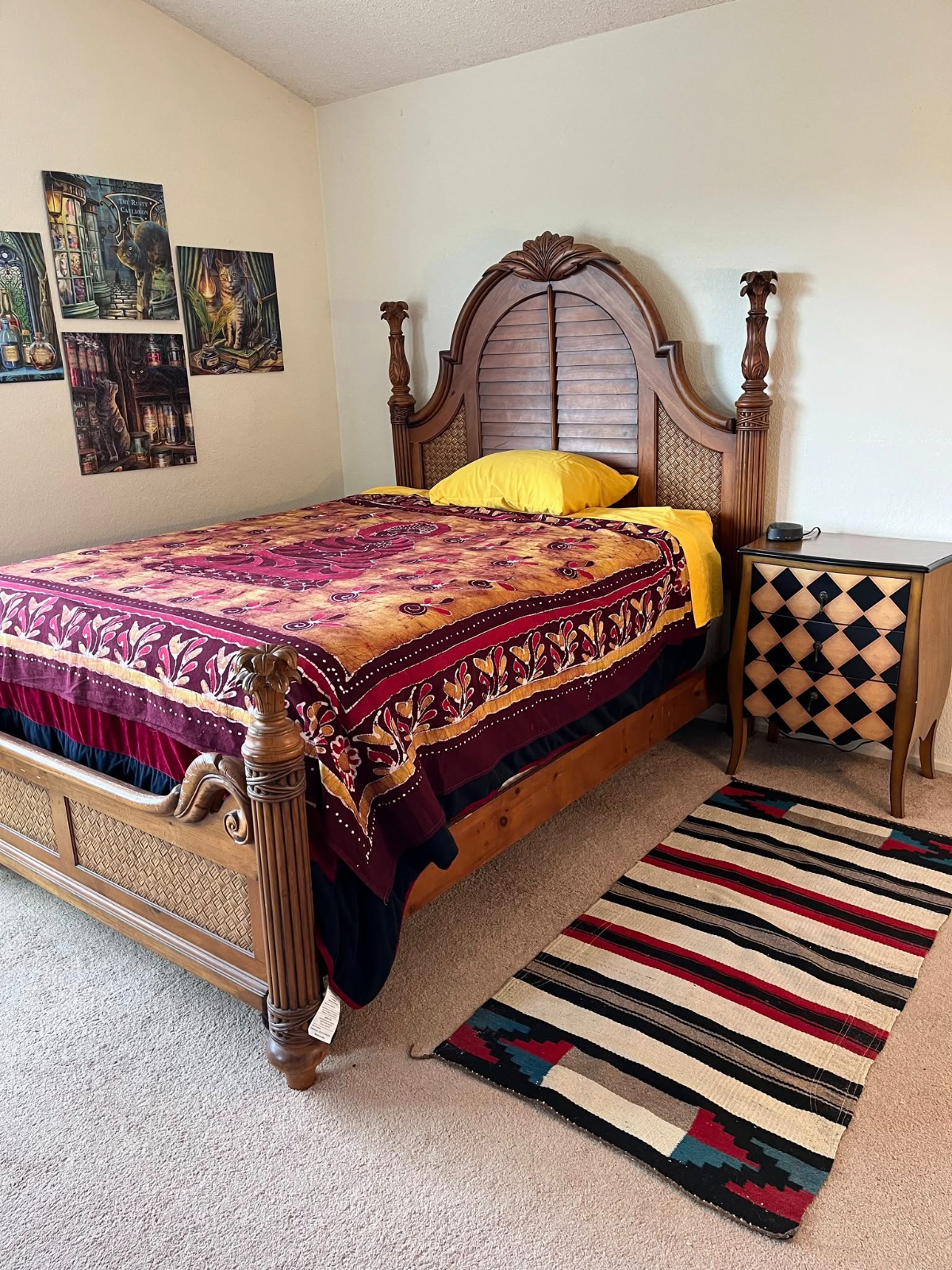 Spacious Sunny Master Bedroon - 6 miles from two hospitals - Walk-In Closet - Garden Patio Access - Photo 1