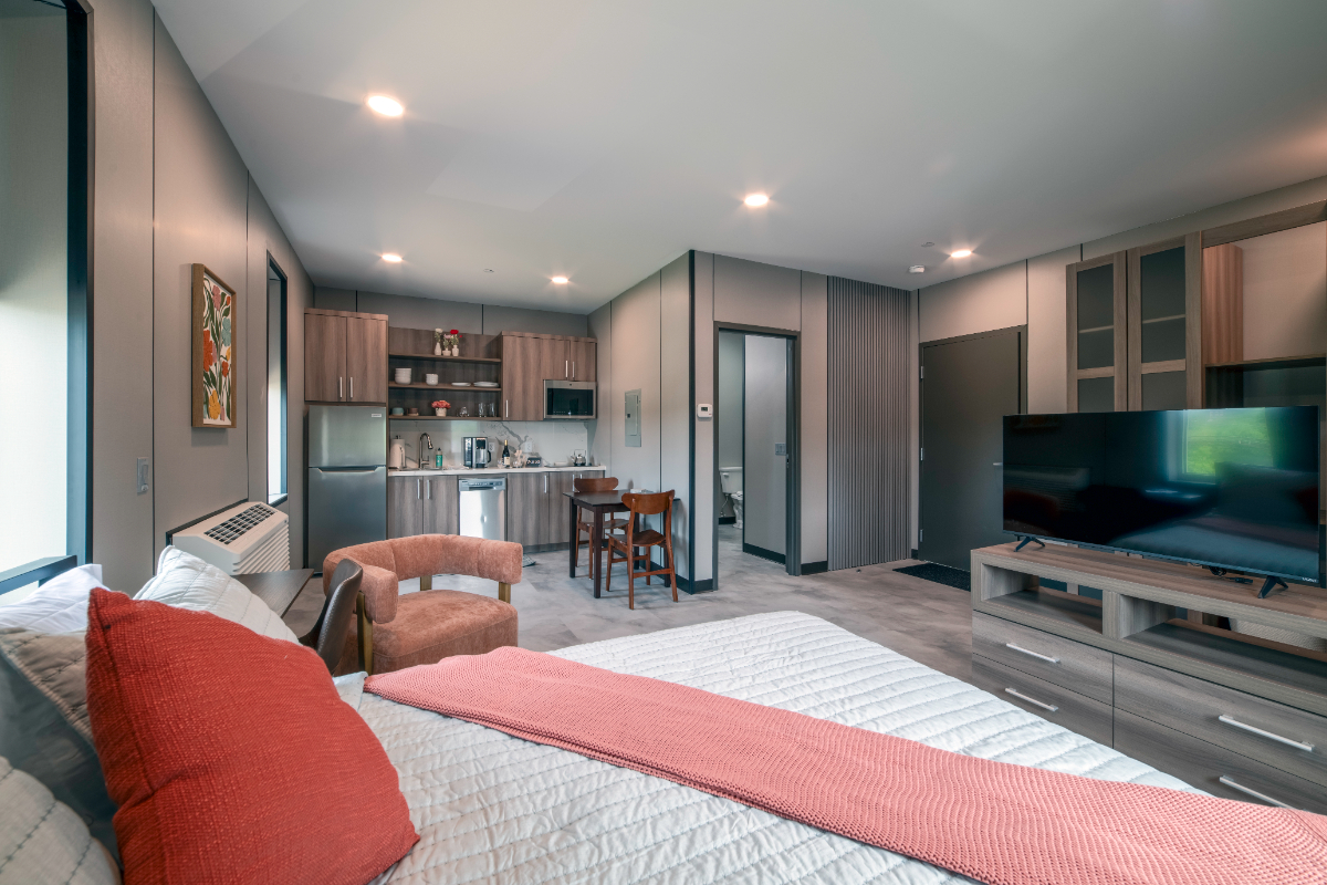 TerraCotta Loft - Unit 202 - Photo 4