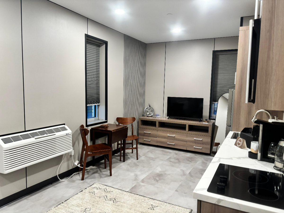 TerraCotta Loft - Unit 202 - Photo 2