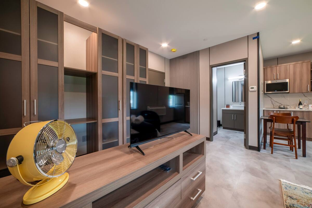 TerraCotta Loft - Unit 202 - Photo 1
