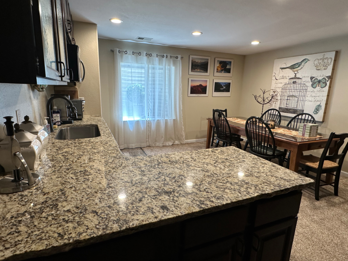 In-law Suite with Private Bath in Lone Tree - Photo 9