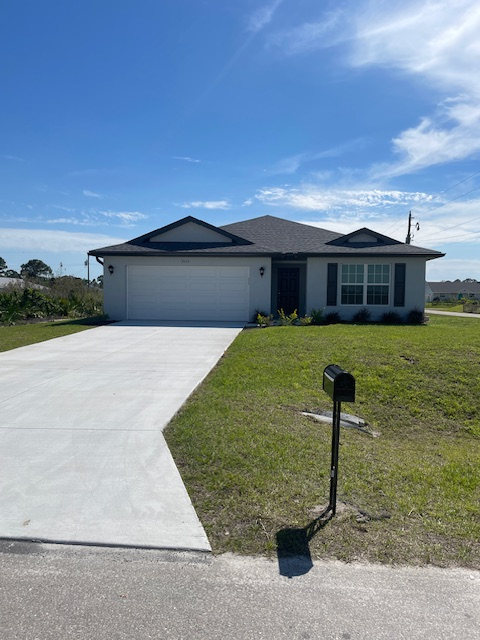 Brand new and spacious home in sunny Florida