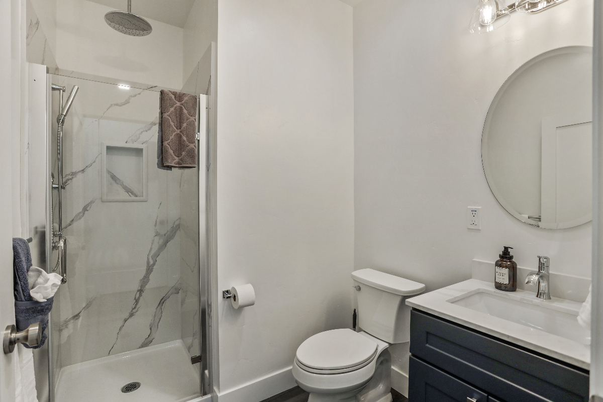 Brand New 2bd/2br Fully Furnished Home with Dedicated Business Fiber Internet - Photo 4