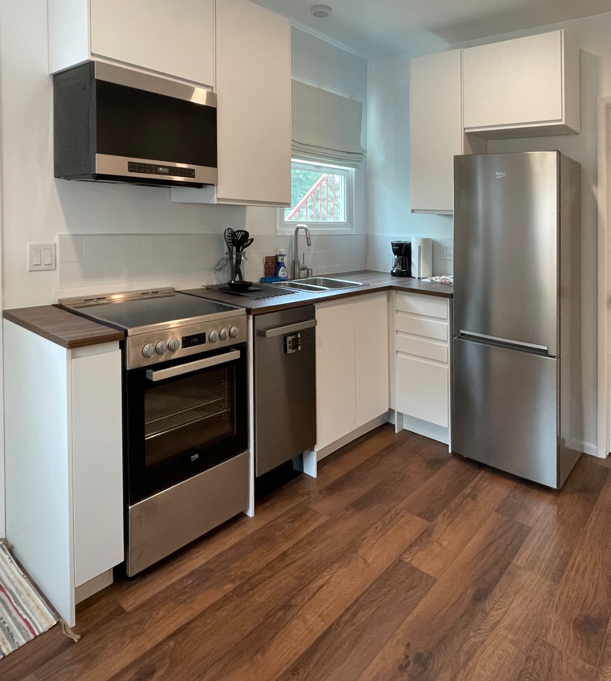 All New Modern studio in Silver Lake - Photo 2