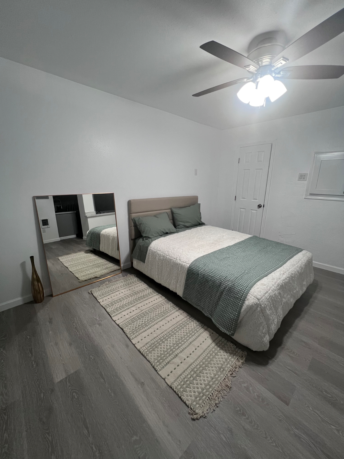 Charming Private Studio in SF Fully Furnished & Quiet Retreat Near SF General - Photo 2
