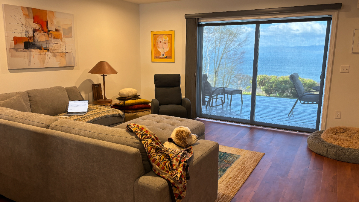 Luxury Lakefront Living in Remodeled Prestigious North End Condo - Photo 9