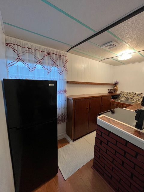 Private One Bedroom Unit - Photo 3