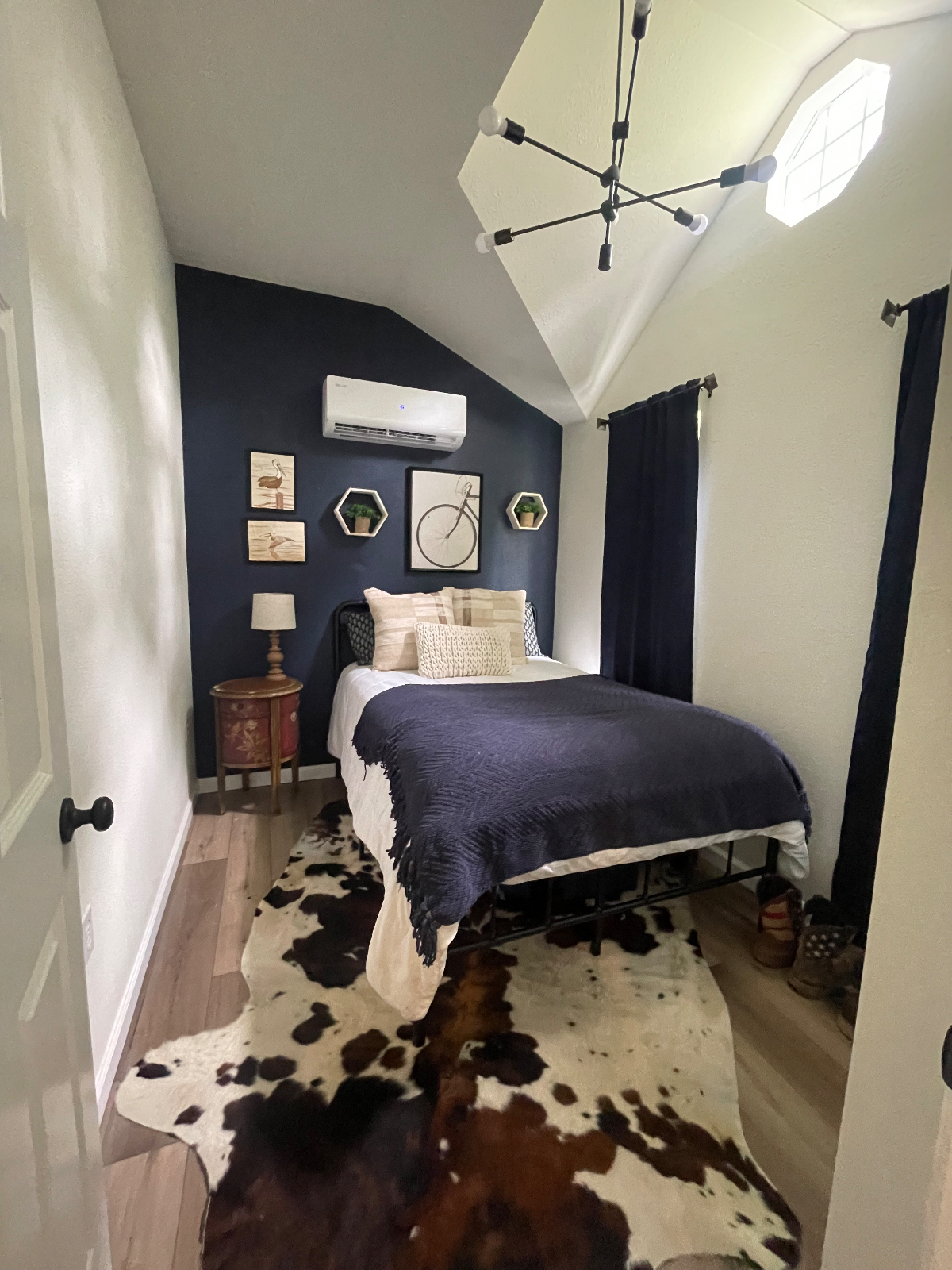 Bayou Belle, Cozy 2/1 Cottage on 120 Acres