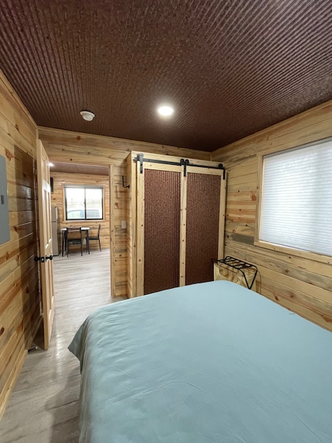 Cabin with Beautiful Mountain views - Photo 8