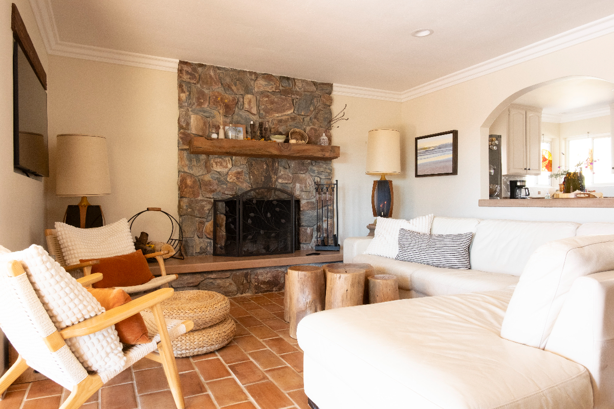 Casa Mar Vista-Private Yard w/Lush Views & Hot Tub - Photo 5