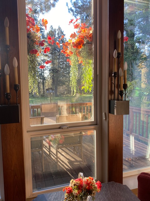 Peaceful Townhouse on Golf Course - 3BR, Loft, Near River, Trails, & Mt. Bachelor - Photo 6