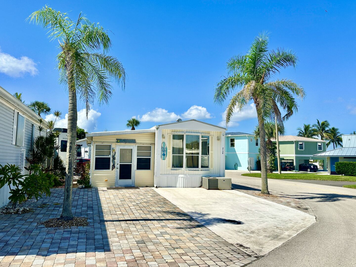 Resort Home with Beach Access 2139