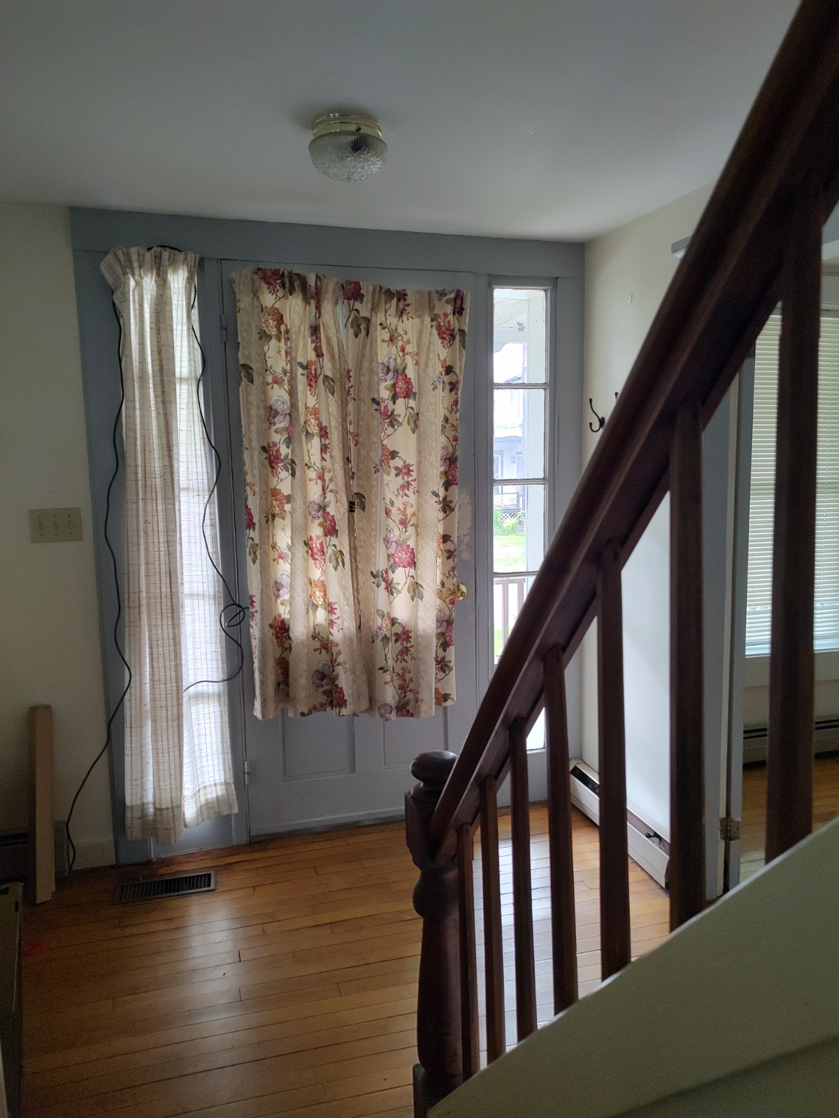 2 Bedroom 1 bath Apartment - Photo 8