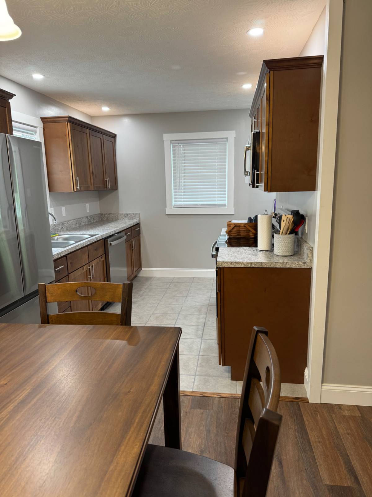 Convenient 2bed/1bath house near hospitals - Photo 4