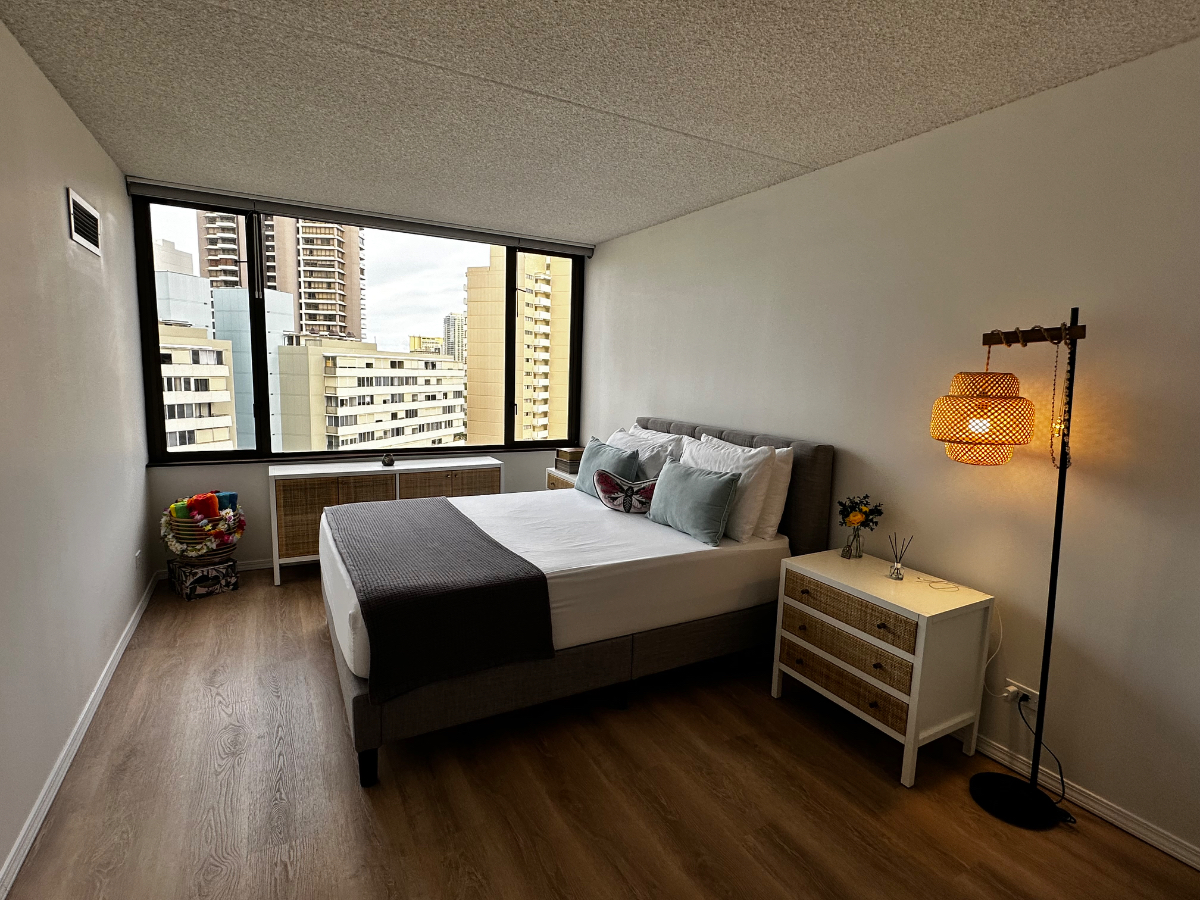 Home Away From Home - Photo 4