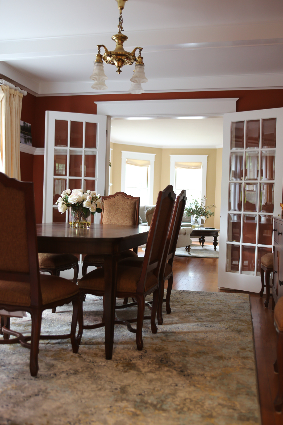 Downtown Victorian, Recently Updated, 6 Bedroom, Great Location, 30 Day Minimum - Photo 5