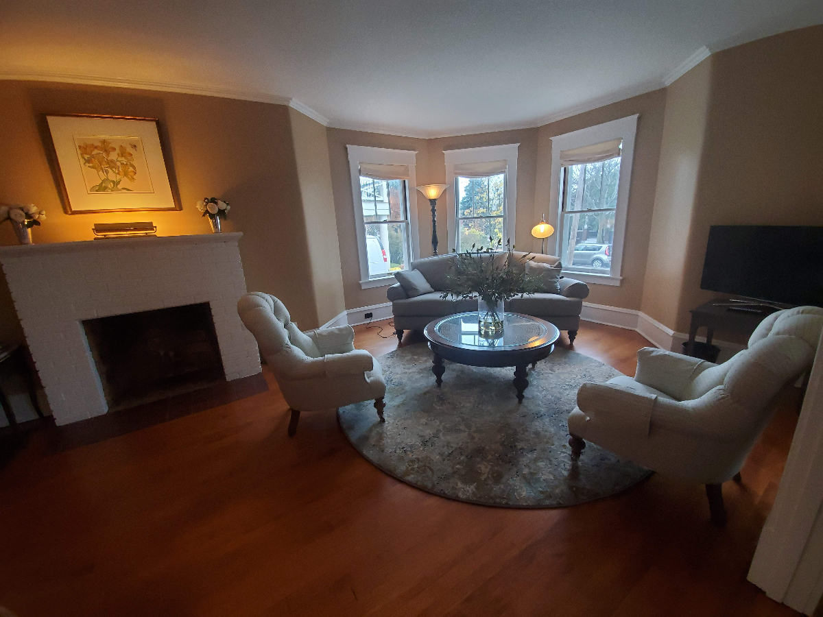 Downtown Victorian, Recently Updated, 6 Bedroom, Great Location, 30 Day Minimum - Photo 6