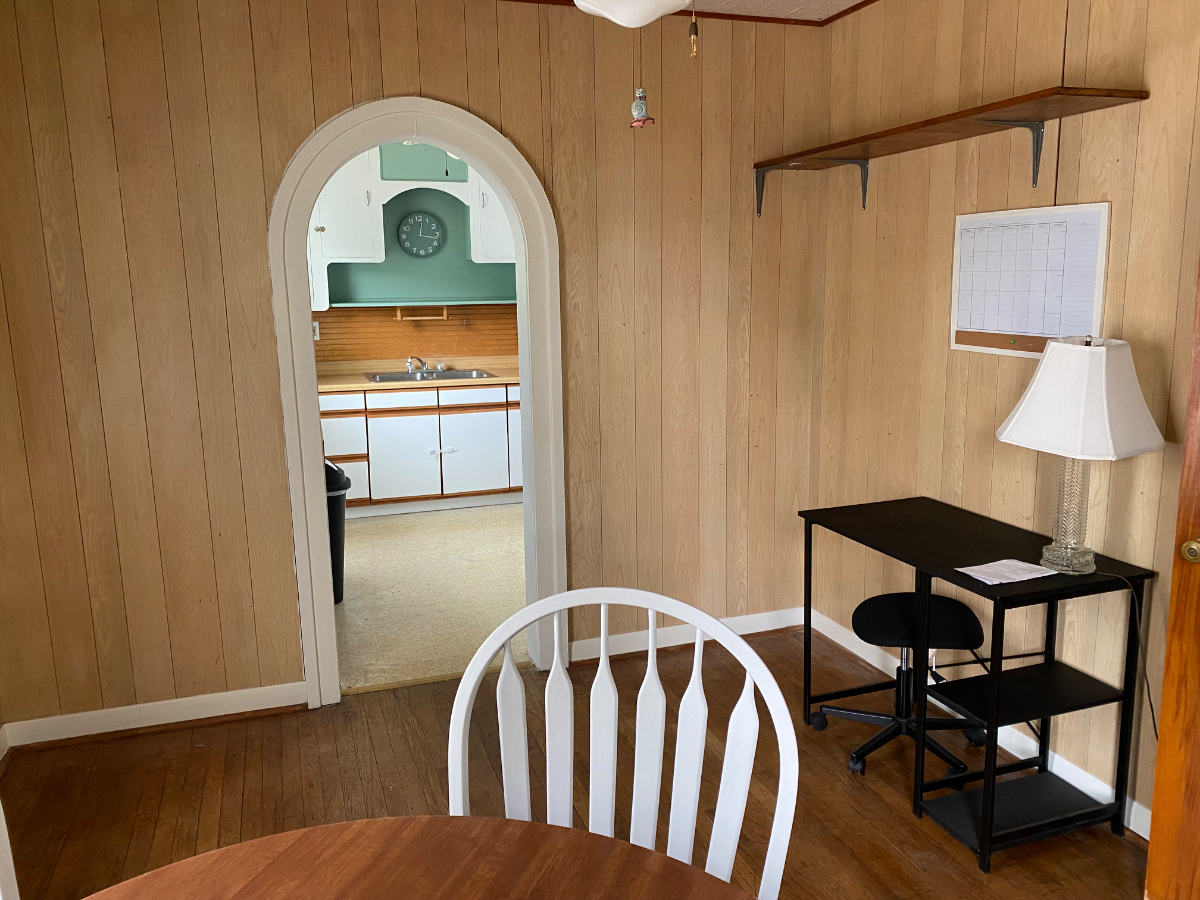 Fully furnished 1 Bedroom private apartment. Six minute walk to Auburn Community Hospital - Photo 9
