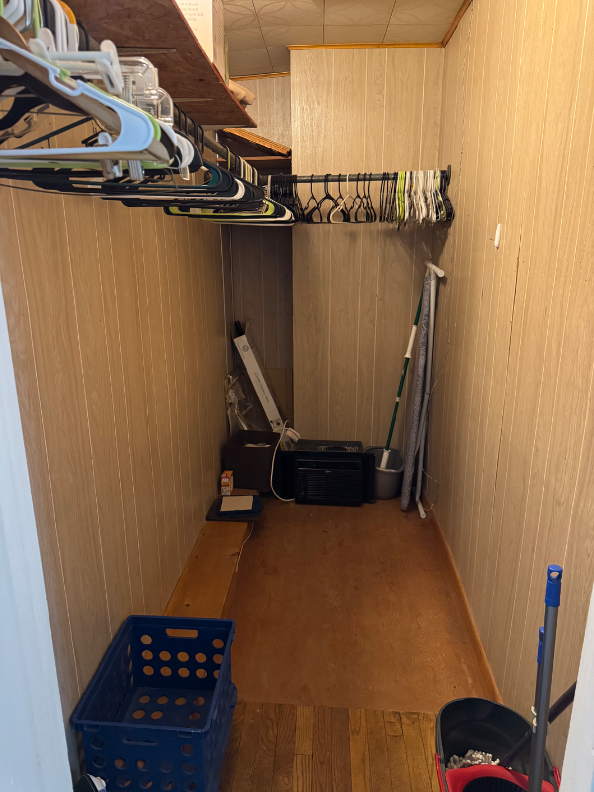 Fully furnished 1 Bedroom private apartment. Six minute walk to Auburn Community Hospital - Photo 10