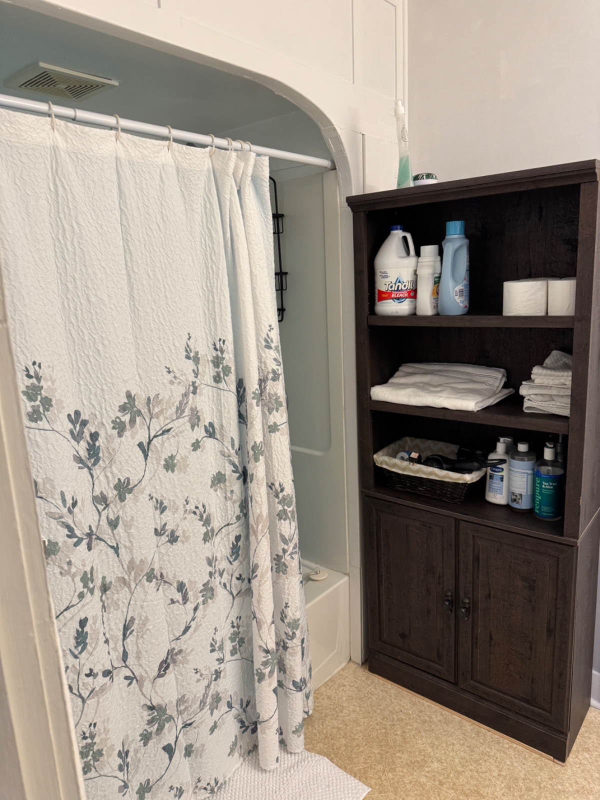 Fully furnished 1 Bedroom private apartment. Six minute walk to Auburn Community Hospital - Photo 6
