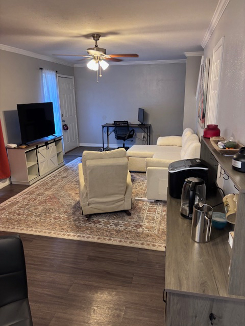 FURNISHED UNIT INCLUDING UTILITIES/WIFI - FOR PROFESSIONALS - Photo 2